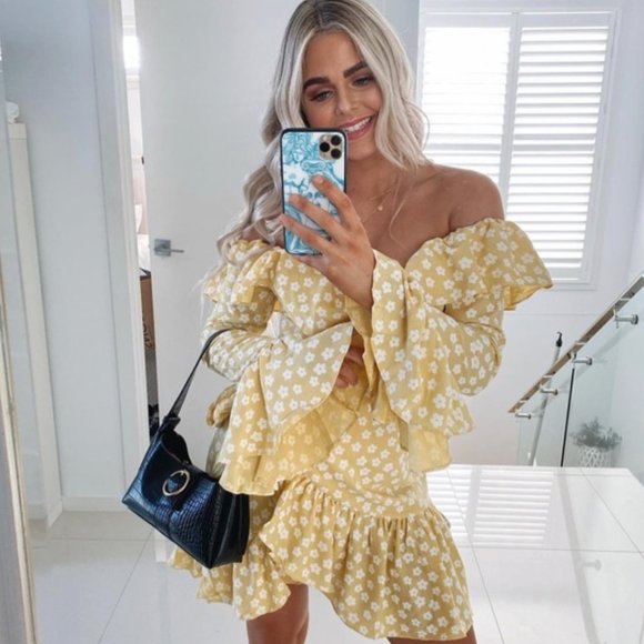 Yellow Floral Off-Shoulder Dress - Picture 2 of 10